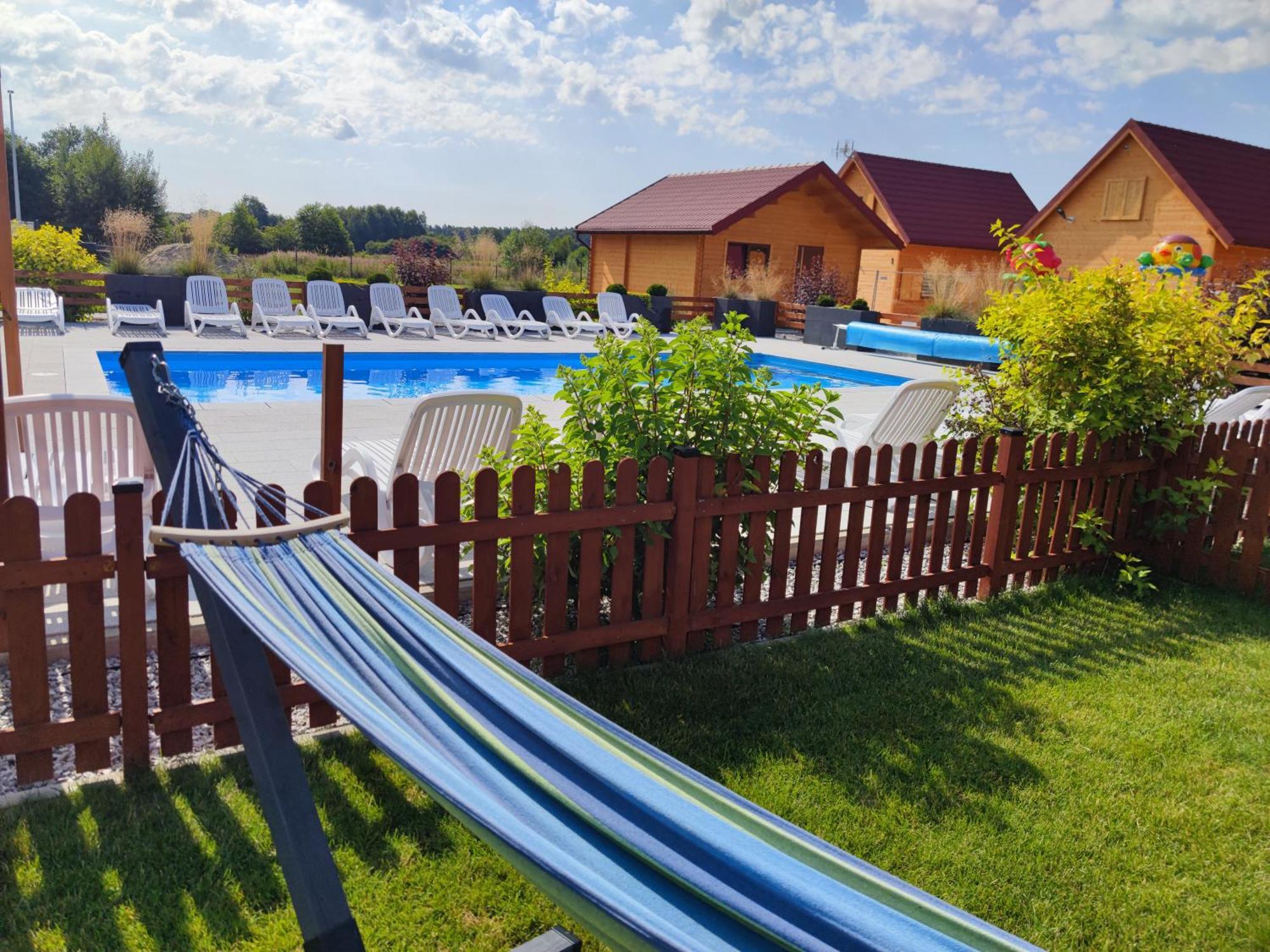 Miodowa Sadyba Domki Caloroczne Kluczbork Ligota Zamecka Luaran gambar